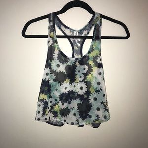 Light flowery loose fitting crop top